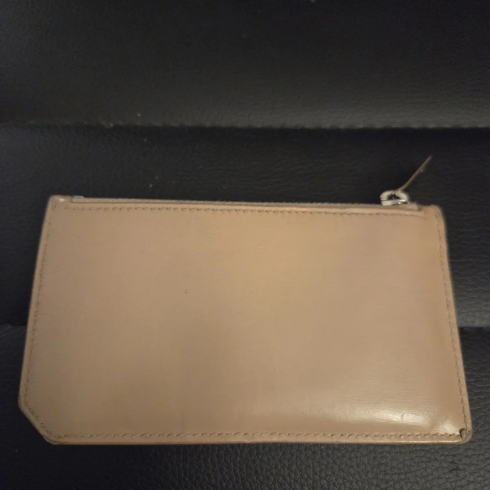 Saint Laurent Fragments Zipped Card Case in Beige Calfskin Leather - Picture 5 of 7